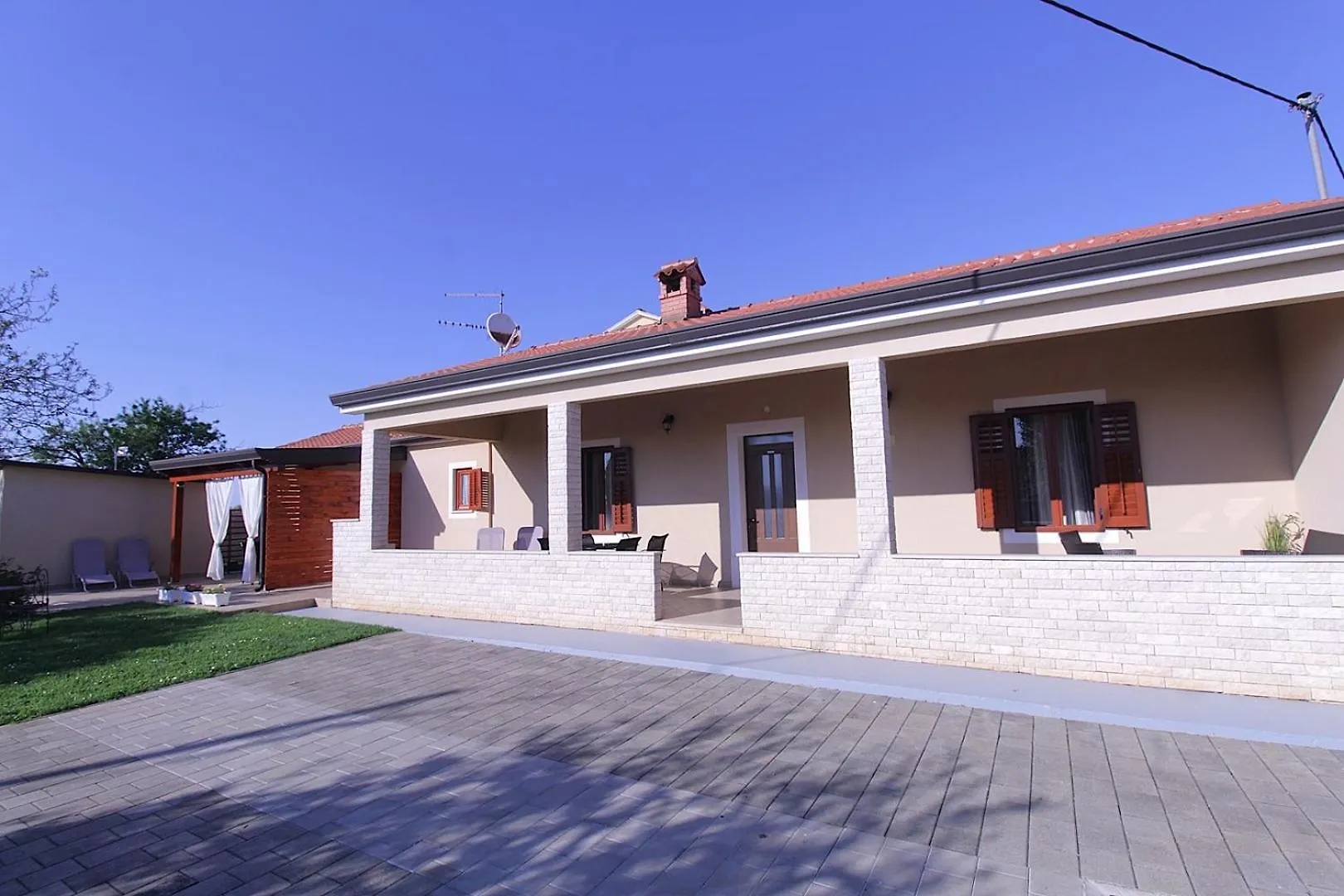 Apartments Mima Zambratija