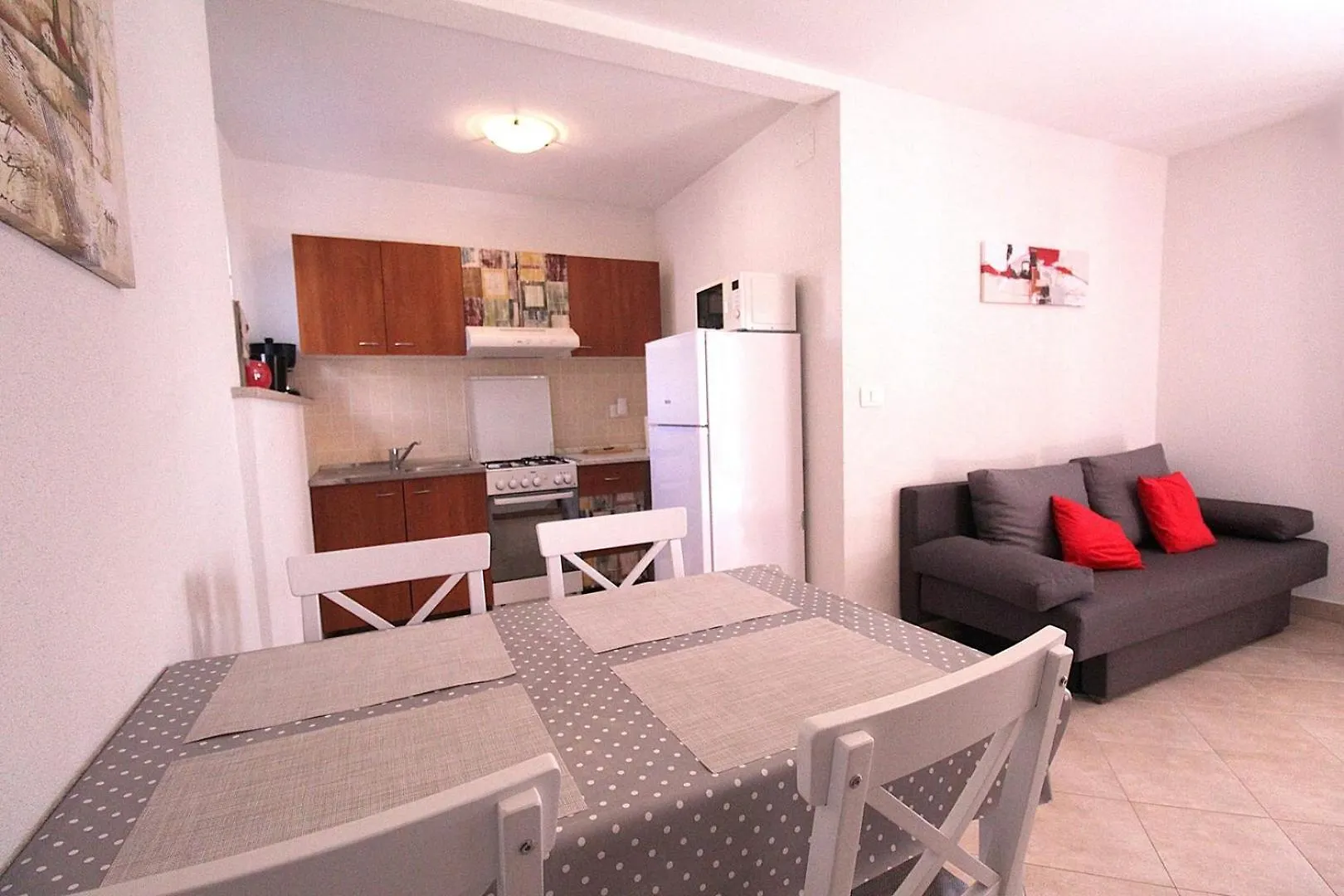Apartments Mima زامبراتيجا كرواتيا
